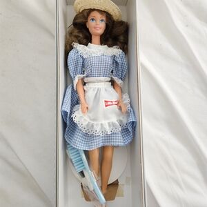 Vintage 1992 Little Debbie Barbie